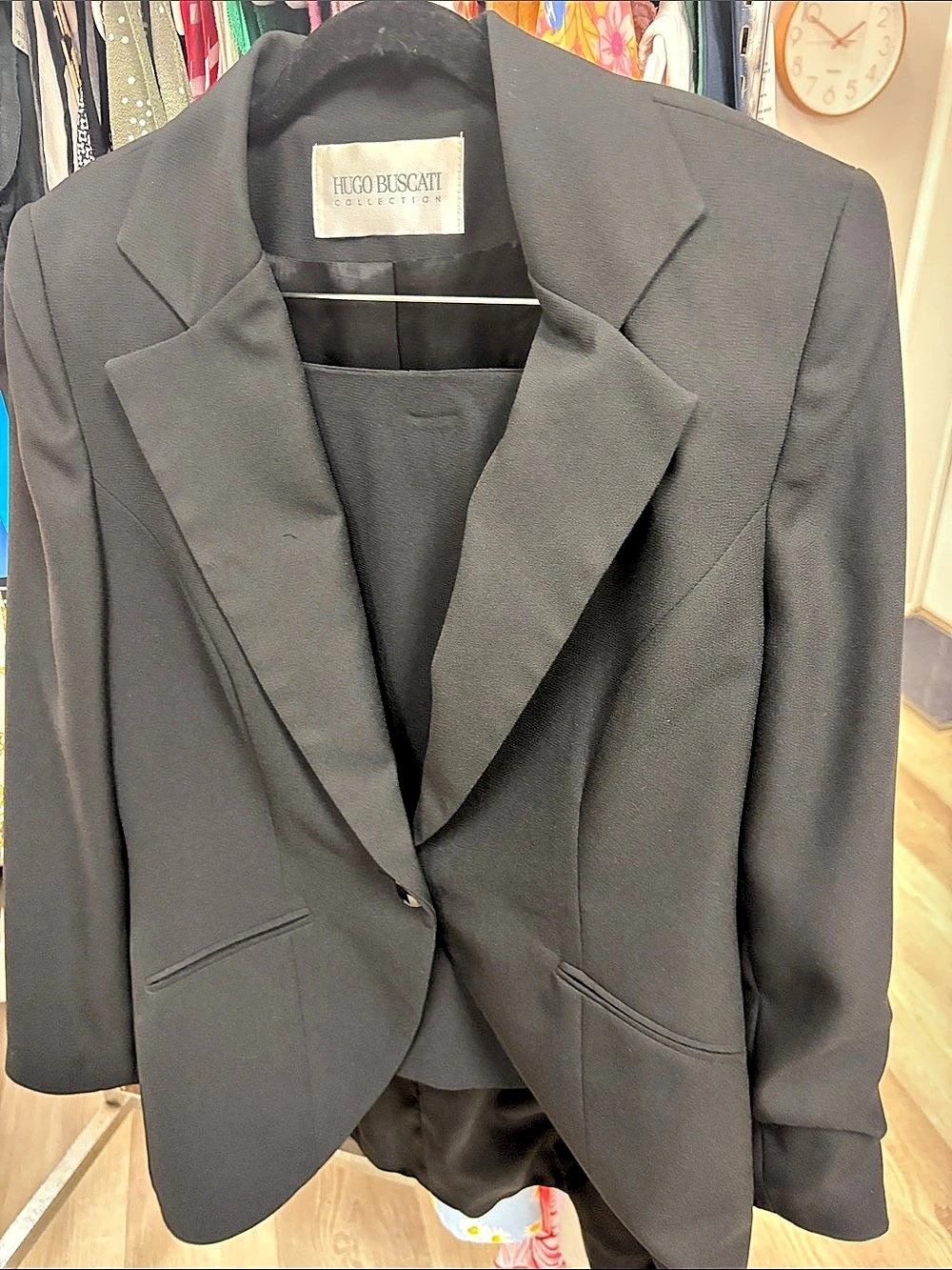 Hugo Buscati Women's Black Blazer Like New